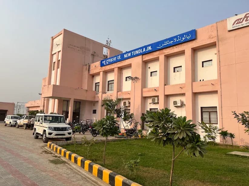 New Tundla Junction Railway Station - Government Offices - Tundla